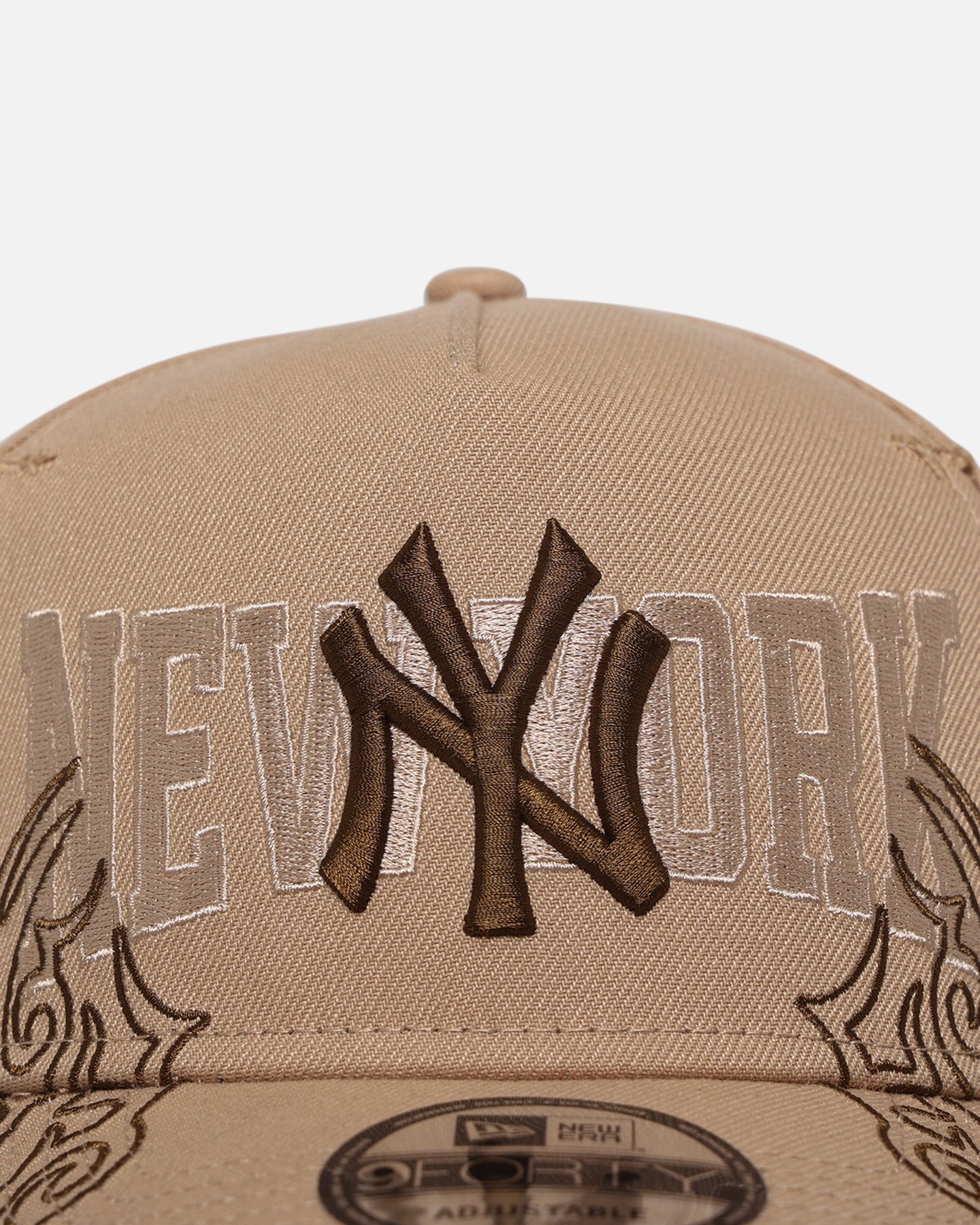 New Era New York Yankees 'Tribal' 9FORTY A-Frame Snapback Camel