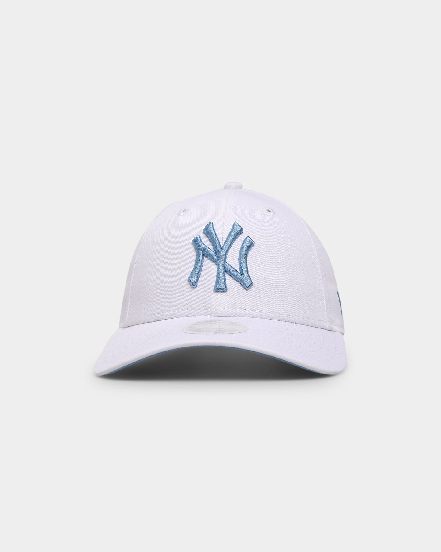 New Era Women’s New York Yankees “Legend Blue” 9FORTY Casual Strapback White/Legend Blue