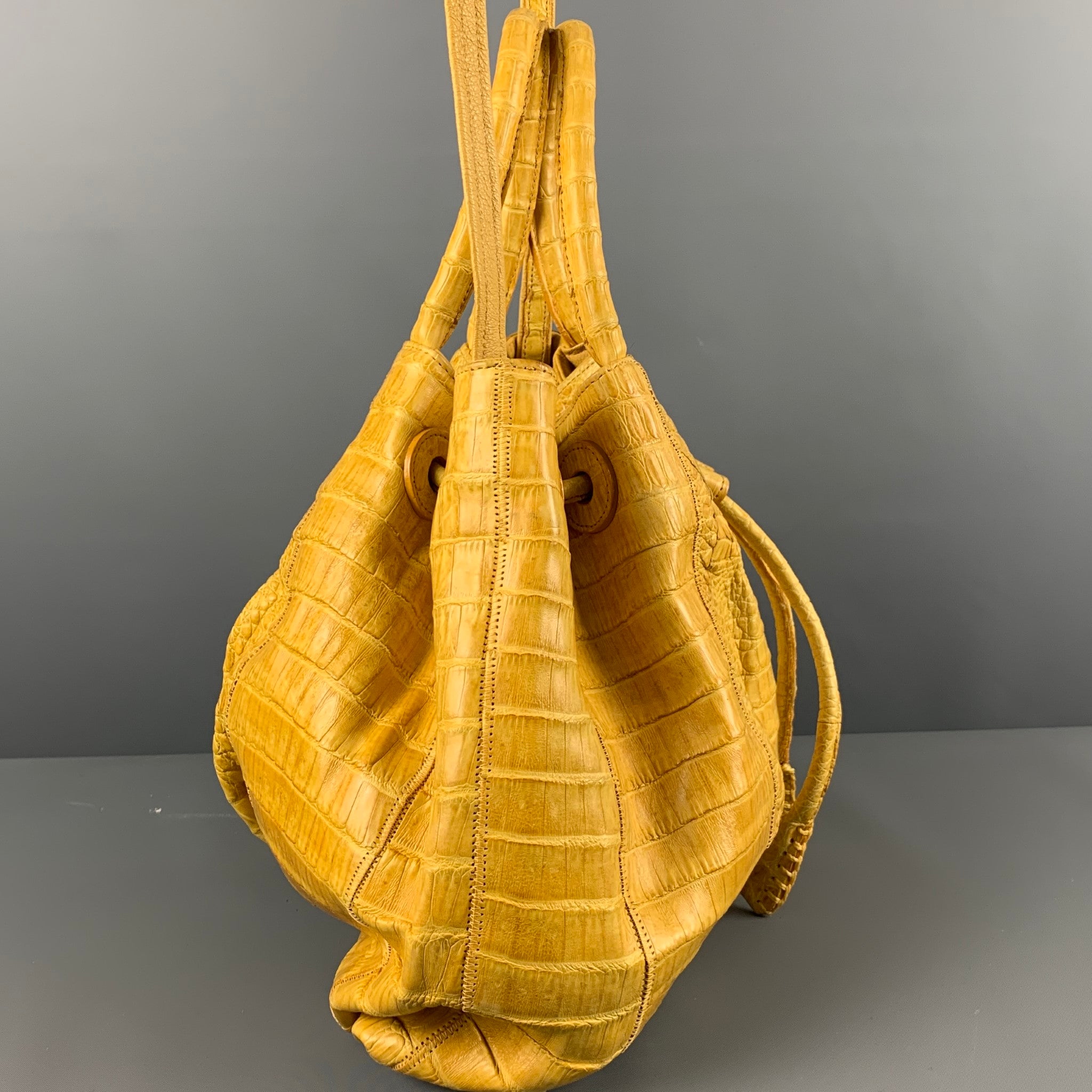 LOUIS VUITTON Brown Beige Monogram Coated Canvas Handbag – Sui Generis  Designer Consignment