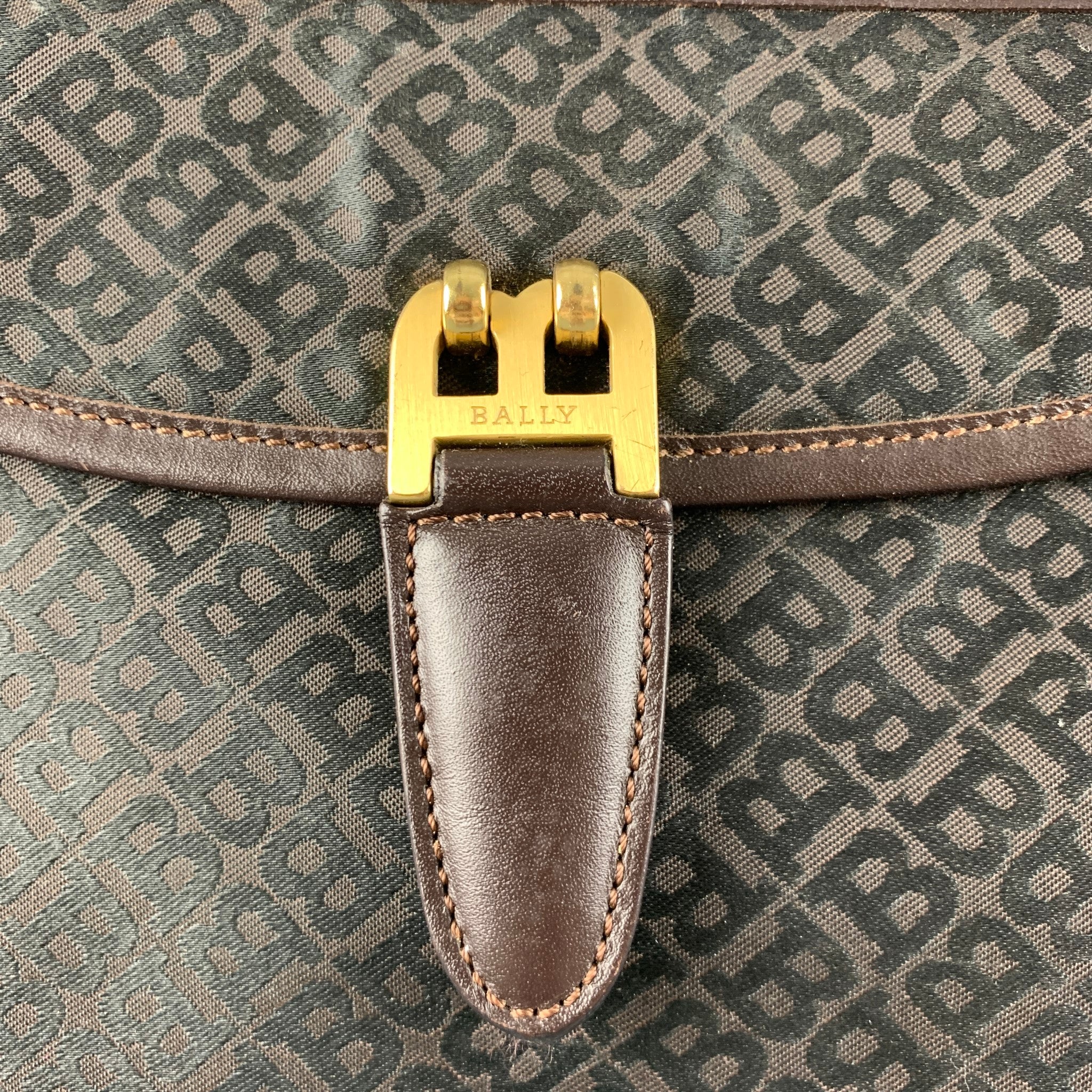 MCM Size L Tan Black Burgundy Monogram Leather Reversible Belt – Sui  Generis Designer Consignment