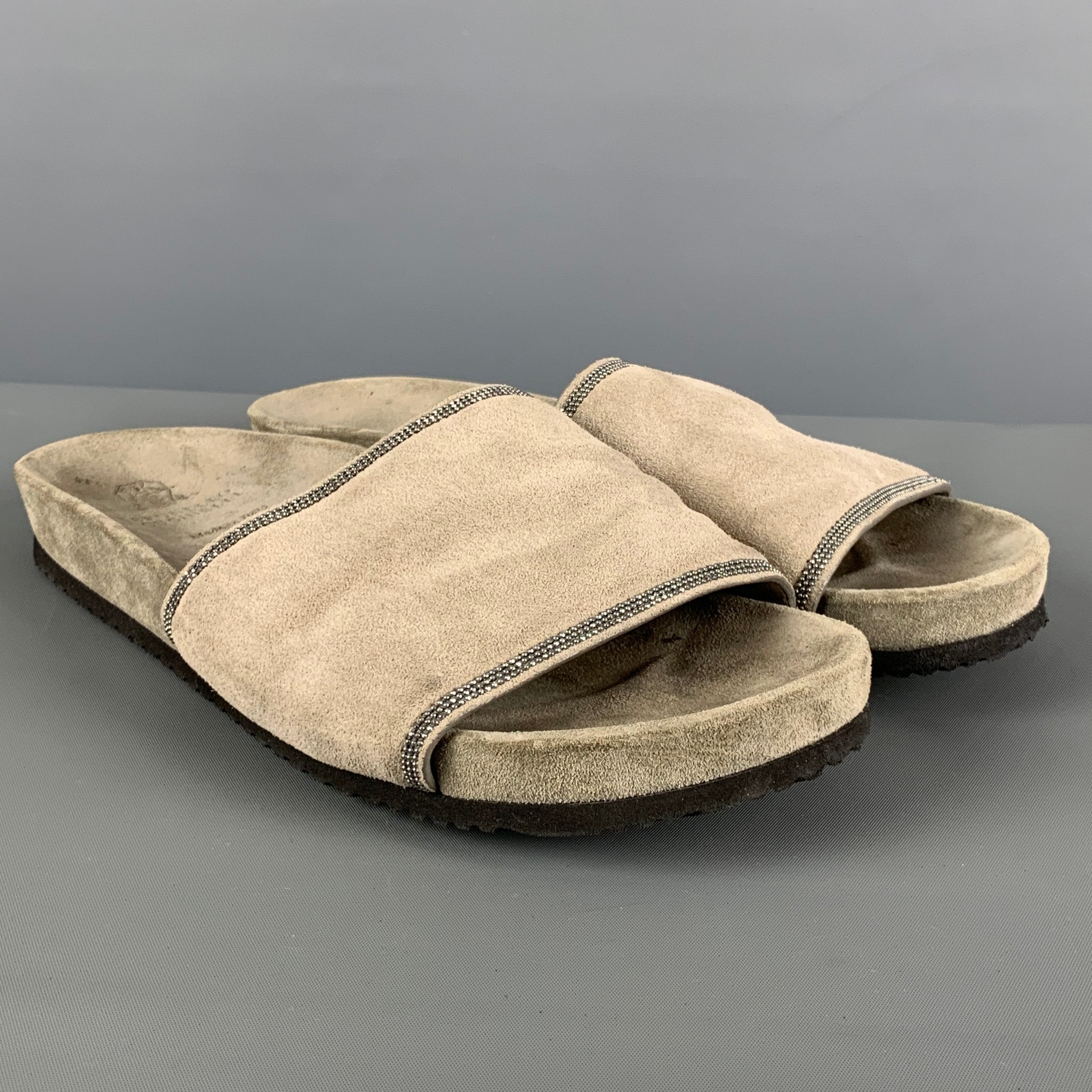 LOUIS VUITTON Size 2 Olive Cotton Polyester Tailored Jodhpurs Pants – Sui  Generis Designer Consignment