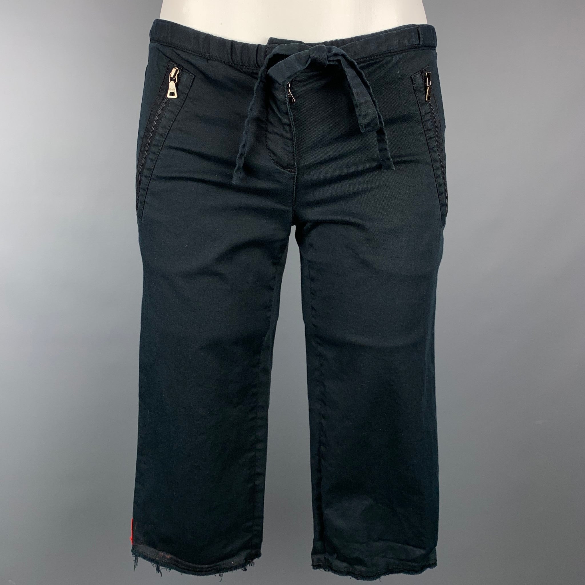 LOUIS VUITTON Size 4 Blue White Cotton Denim Safari Shorts – Sui Generis  Designer Consignment