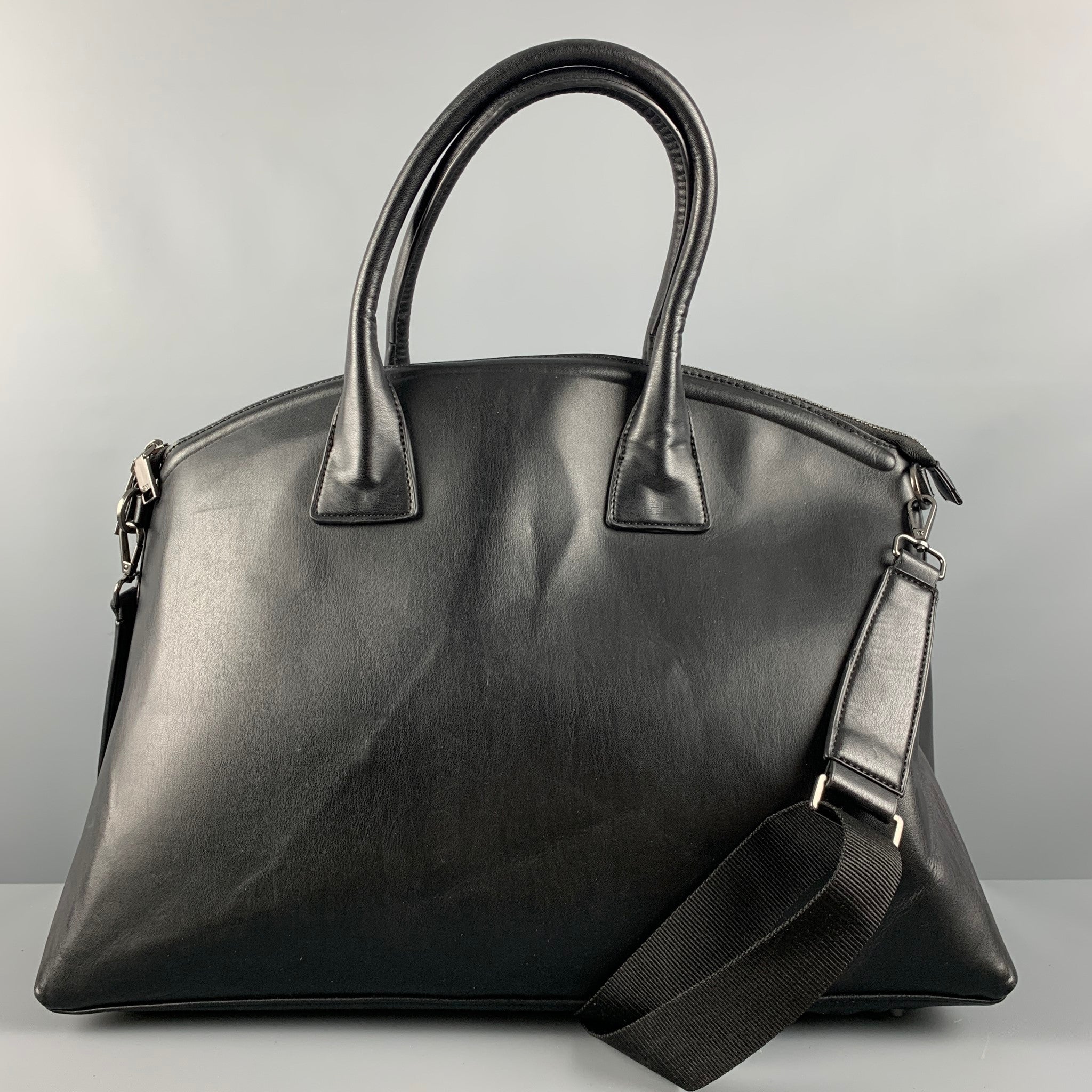 Shop Louis Vuitton – Tagged MEN's (RTW & FORMAL)– Sui Generis Designer  Consignment