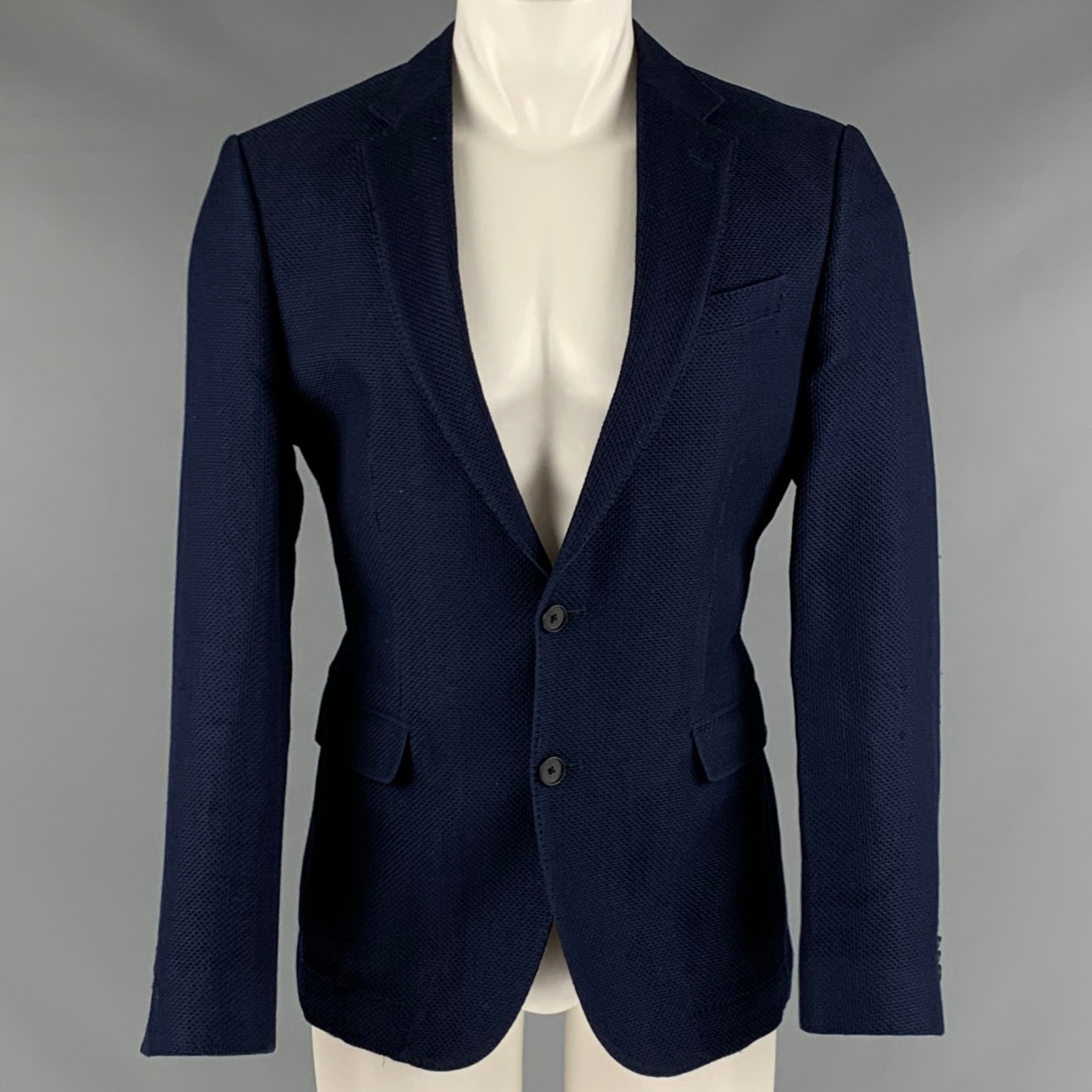 Men's Sport Coats & Blazers – Sui Generis Designer Consignment