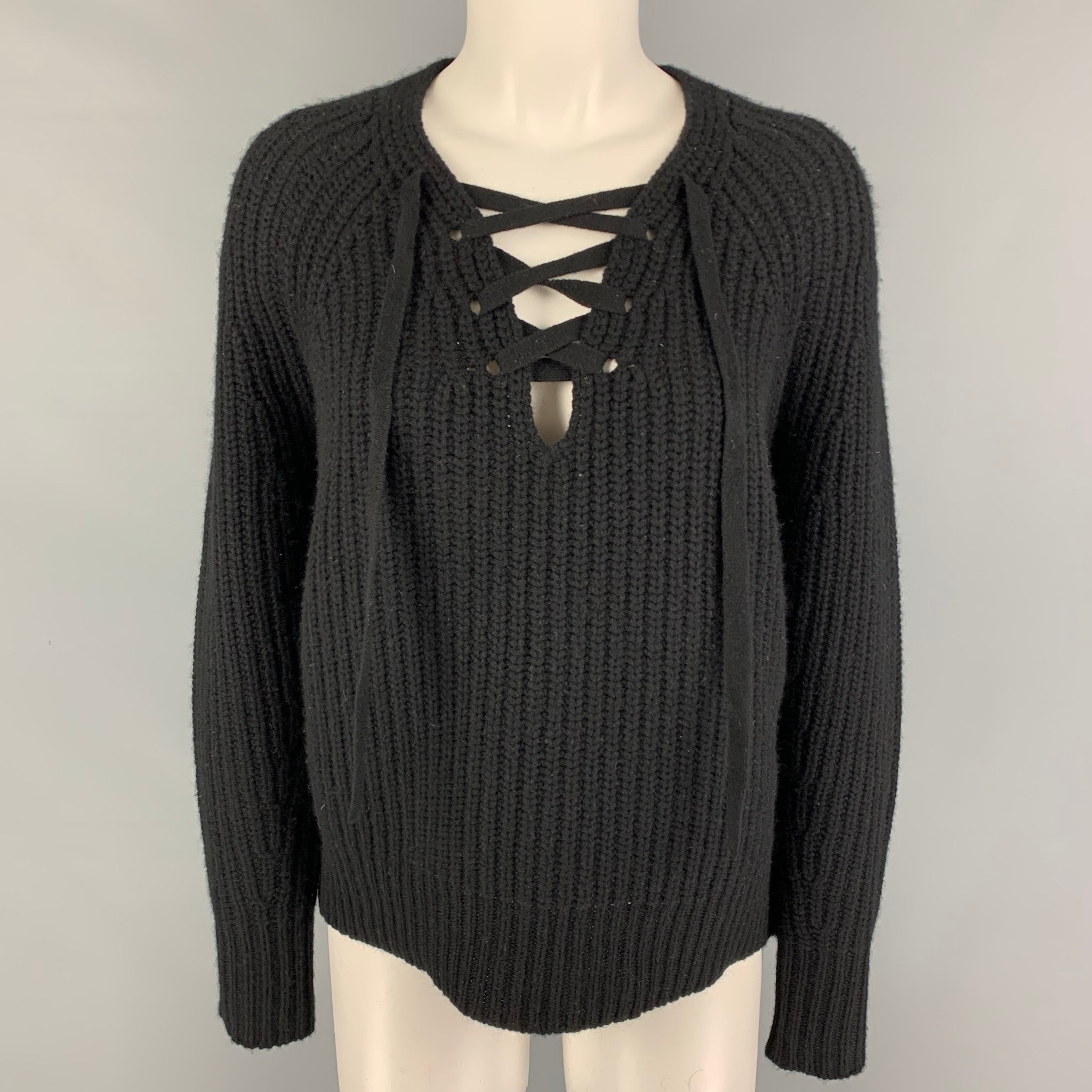 LOUIS VUITTON Size M Blue Black Knitted Not Listed Turtleneck Sweater – Sui  Generis Designer Consignment