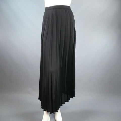 Women's Dresses & Skirts – Sui Generis Designer Consignment