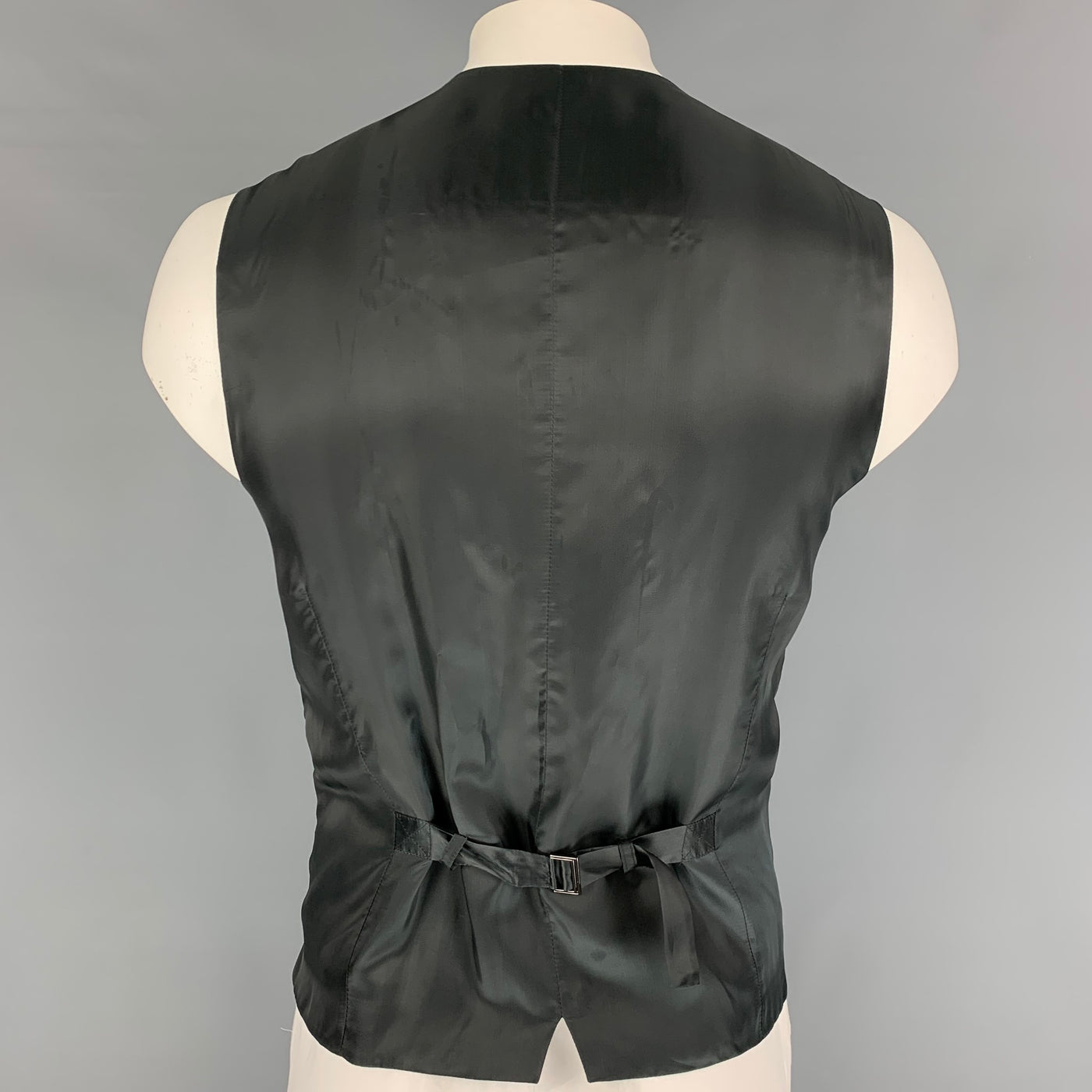DOLCE & GABBANA Size 46 Charcoal Iridescent Wool Mohair Vest – Sui Generis  Designer Consignment