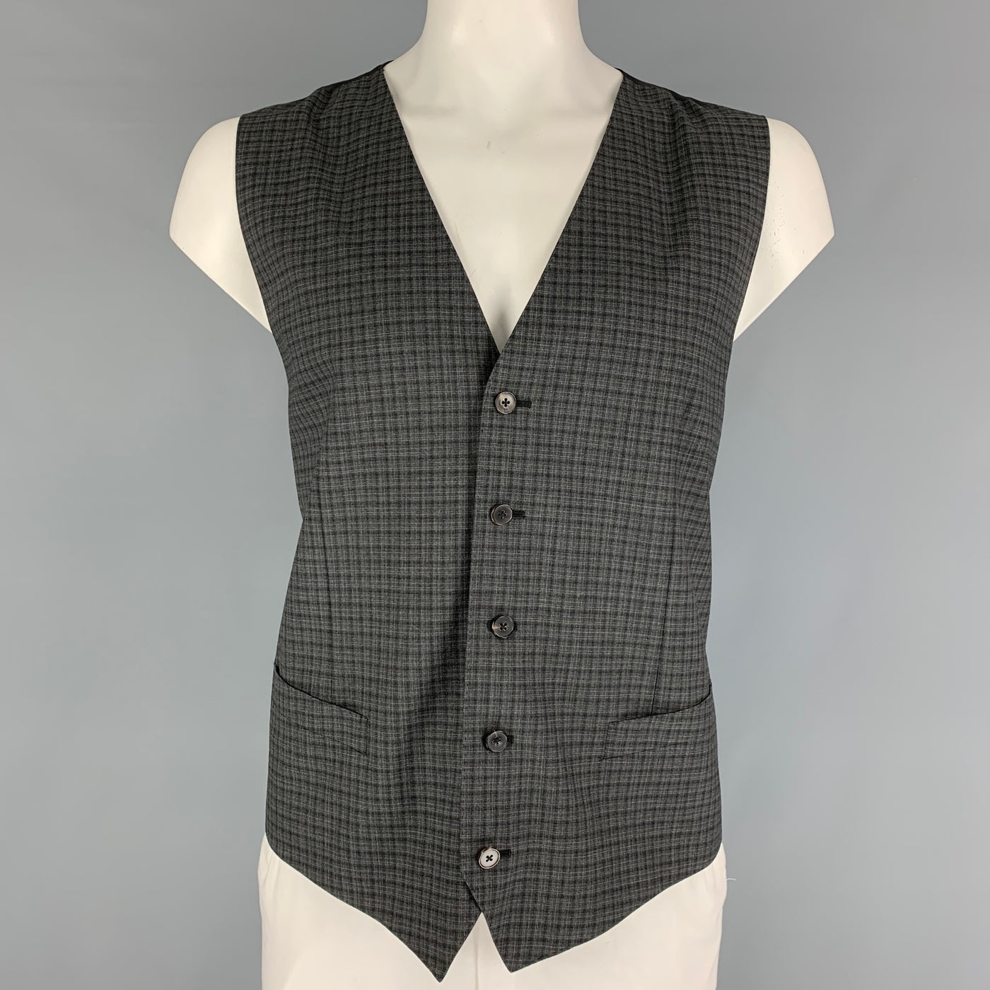 DOLCE & GABBANA Size 46 Grey Black Plaid Wool Buttoned Vest – Sui Generis  Designer Consignment