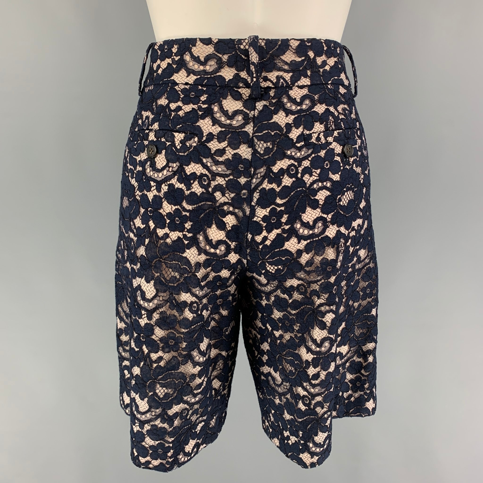 LOUIS VUITTON Size 4 Blue White Cotton Denim Safari Shorts – Sui Generis  Designer Consignment