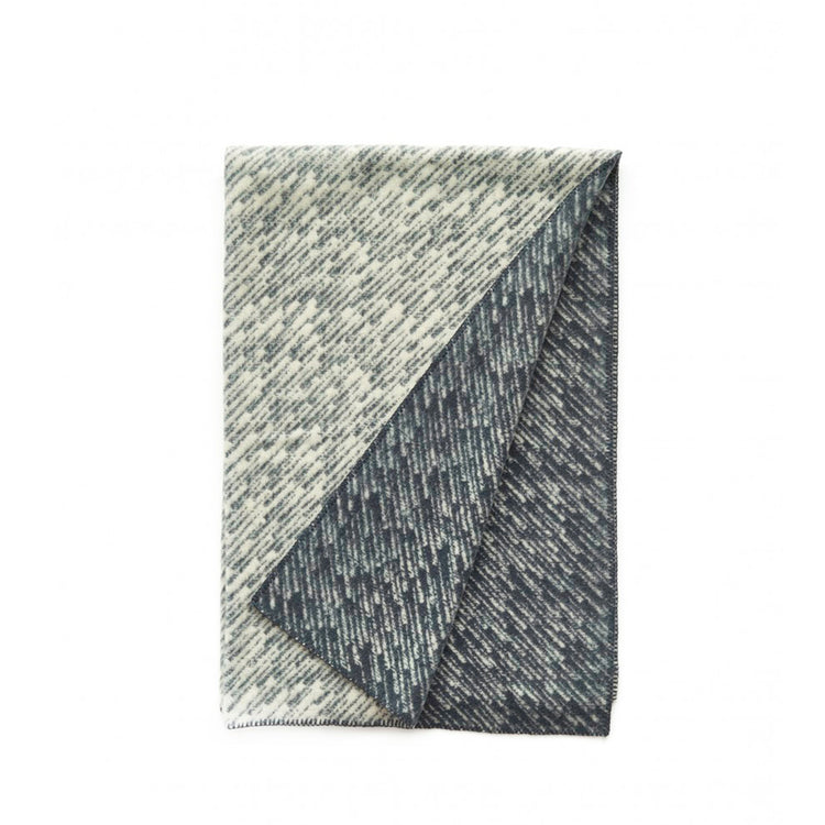 Giboulee Throw in Dark Grey Natural