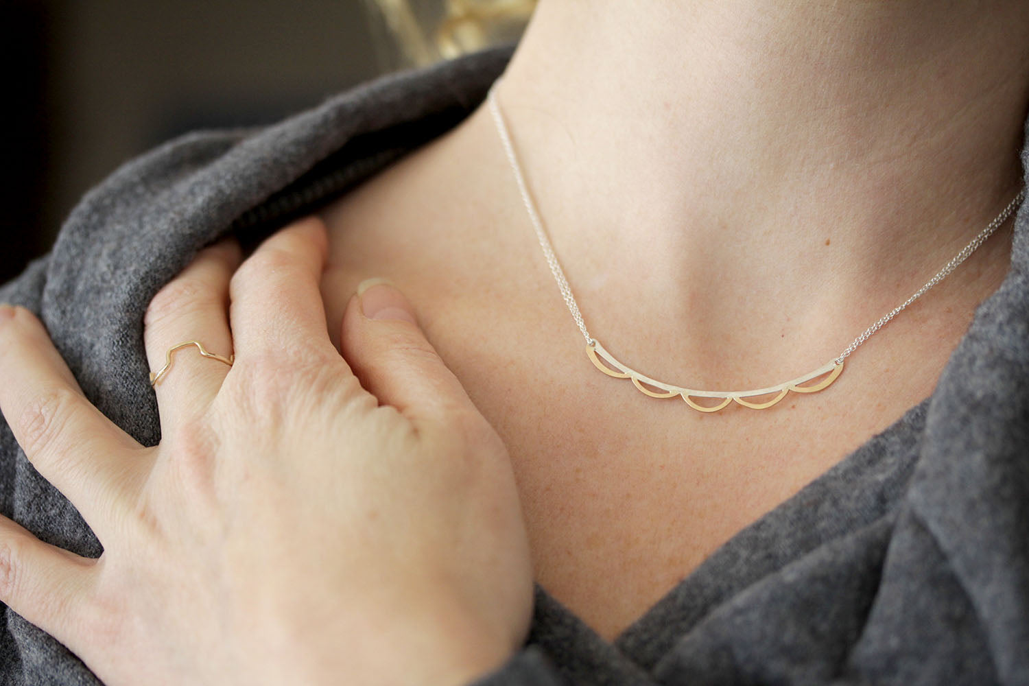 Scalloped Bar Necklace