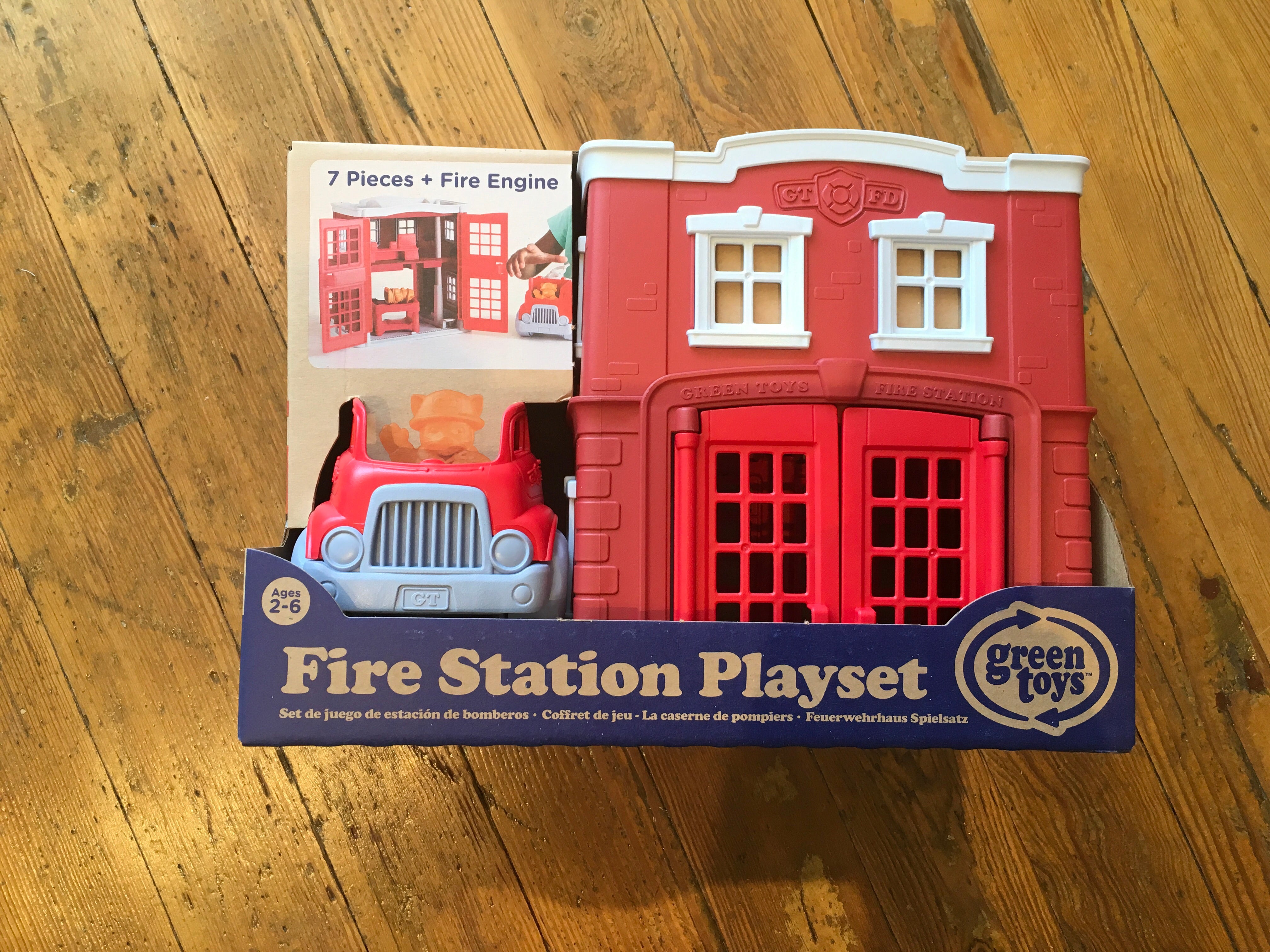 green toys fire station