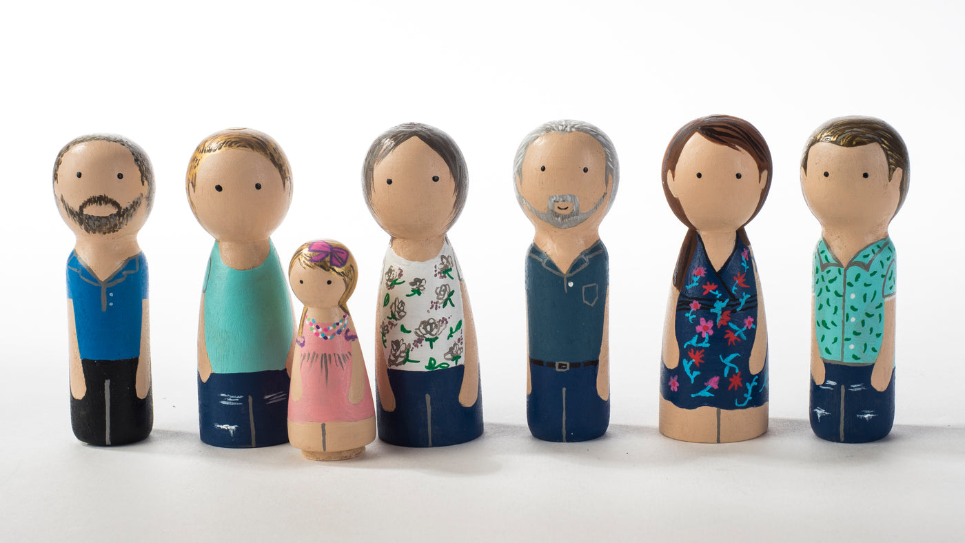 Family Peg Dolls - Family Portrait on Mini wooden dolls – Itzy Zazzy