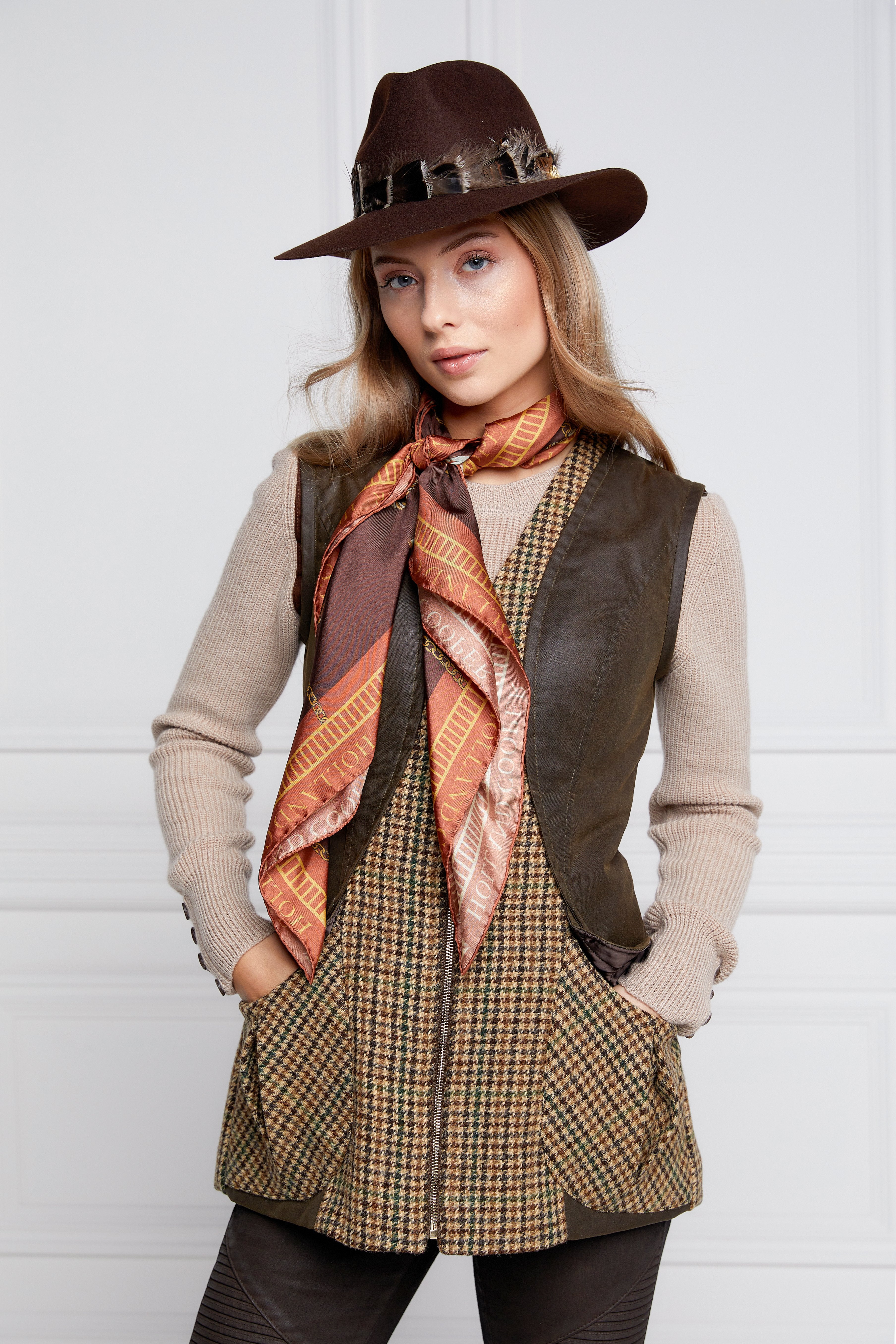 Field Vest (Hailes Green Tweed)