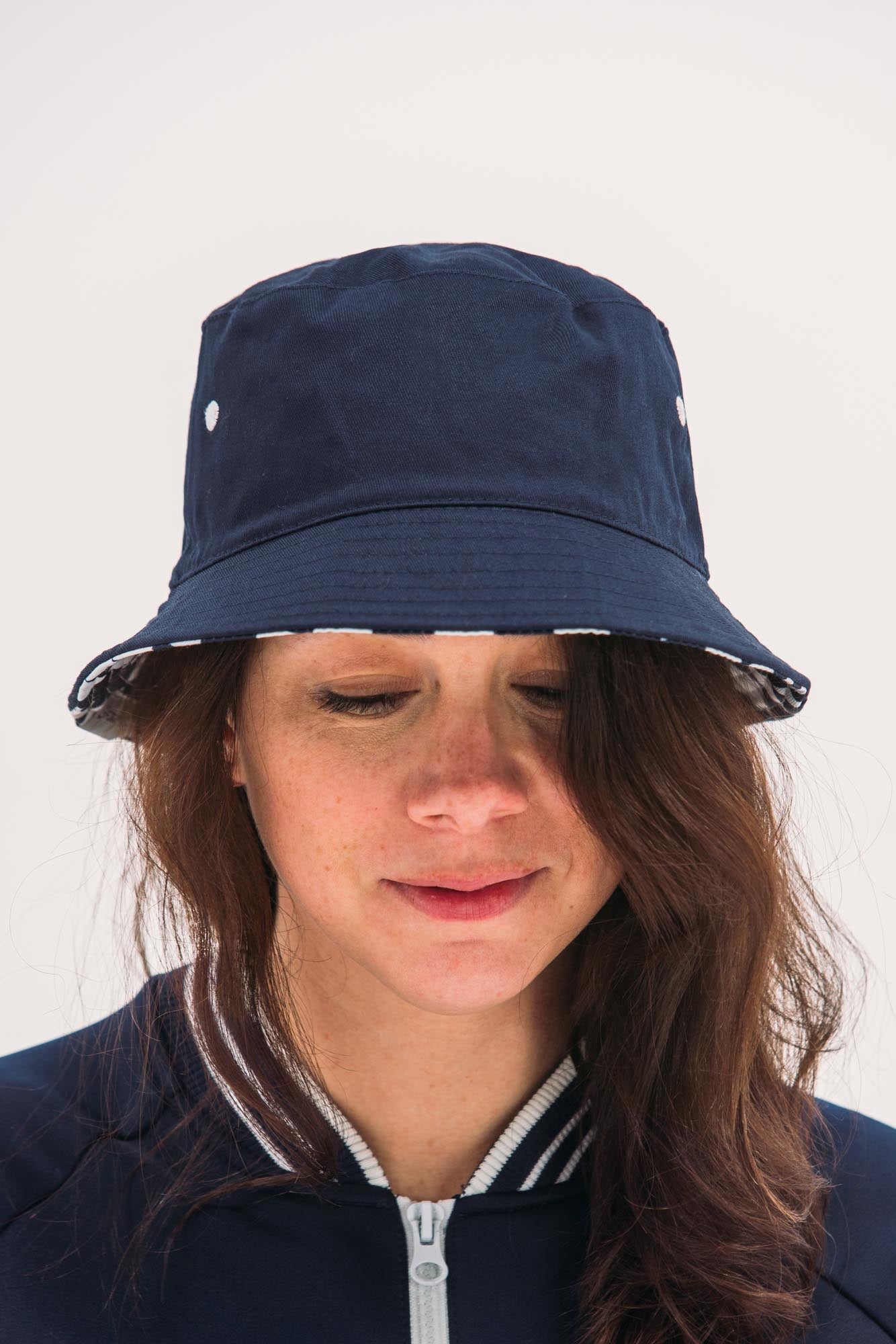 SparkyStore - Nike SB Reversible Big Leaf Bucket Hat