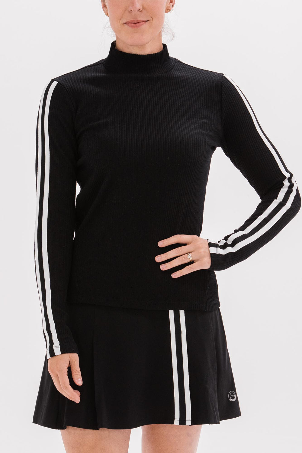 L FCRB RIBBED HEM S/S MOCKNECK TOP BLACK | electricasanmiguel.com.mx