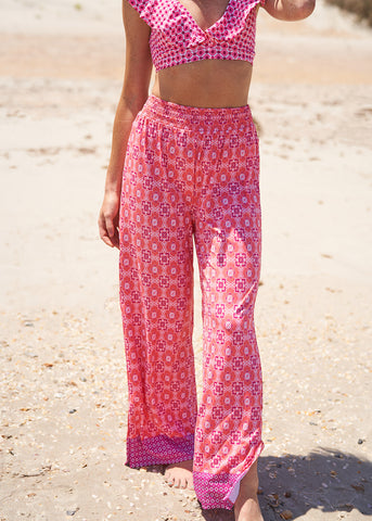 Woman wearing Coral Gables Palazzo Pants.