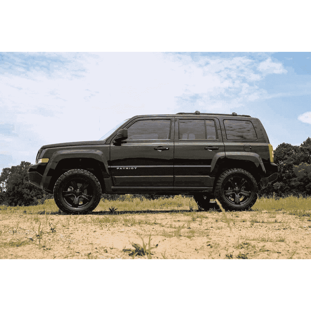 2" Suspension Lift Kit Rough Country Jeep Patriot 2010