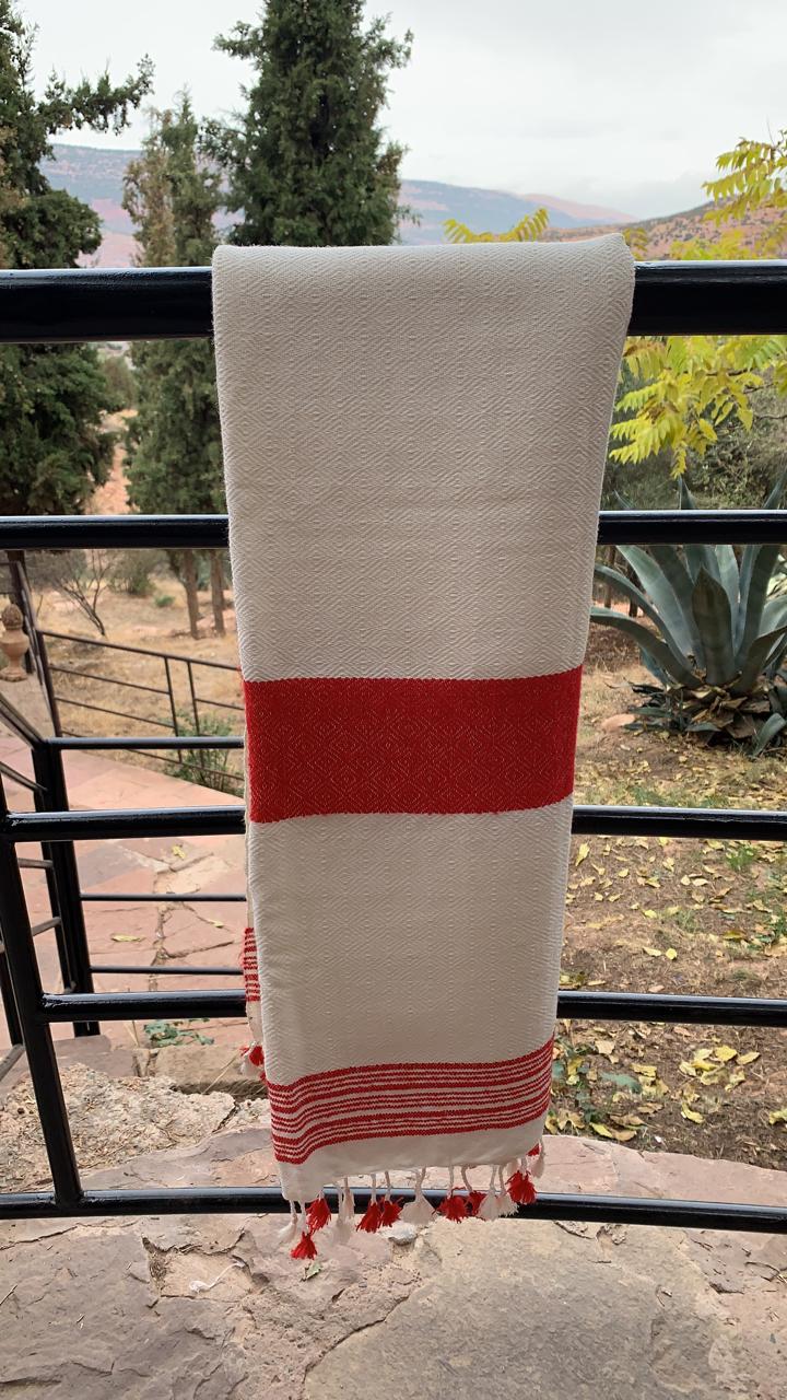 Lightweight Hammam Towel - Eve Branson Foundation Collection Clothing & ShoesWhite with Wide Red Stripe 