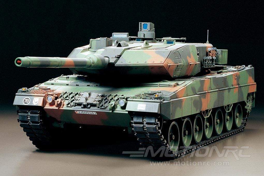 Tank kit. Leopard 2a6 Tamiya. Leopard 2 Tamiya. Леопард Тамия 2а6. Tamiya Leopard 2a6 1:16.