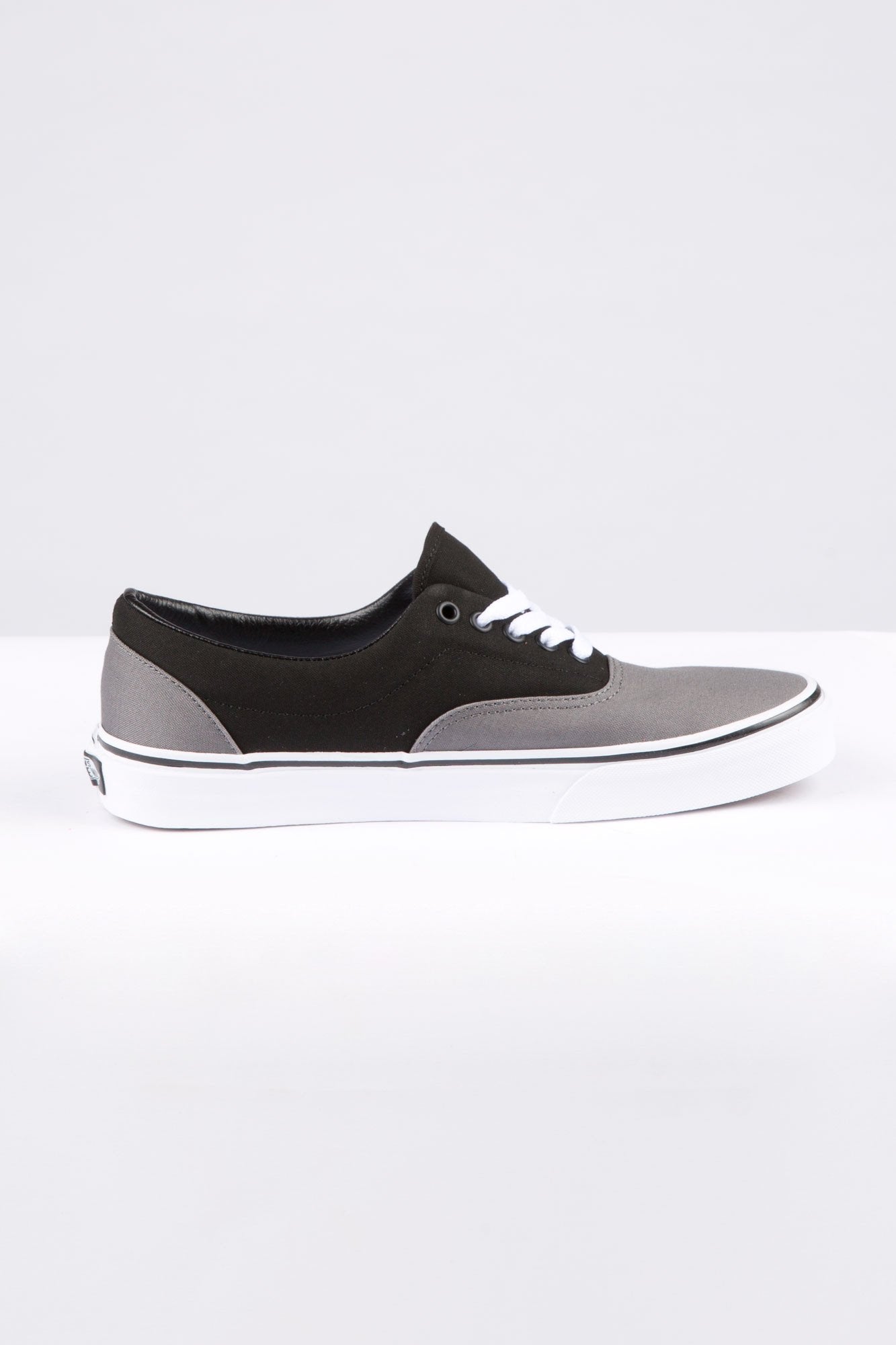 vans shoes for guys