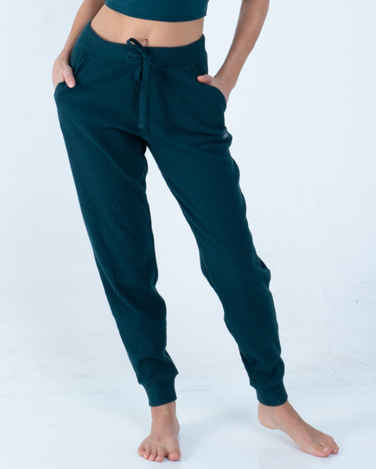 alo Muse Sweatpant in Midnight Green