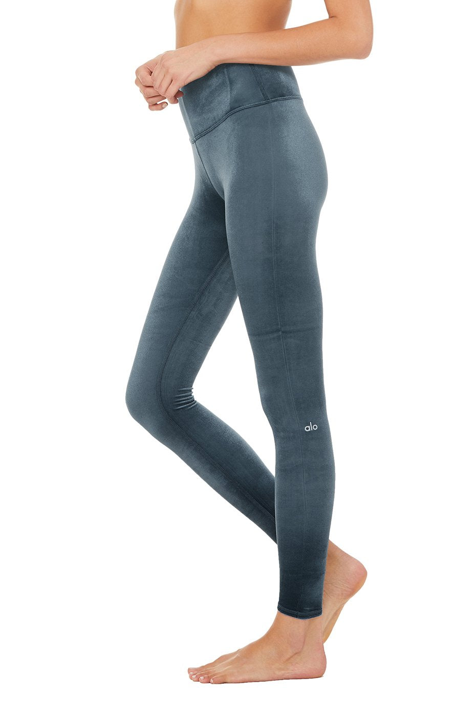 alo yoga velvet leggings