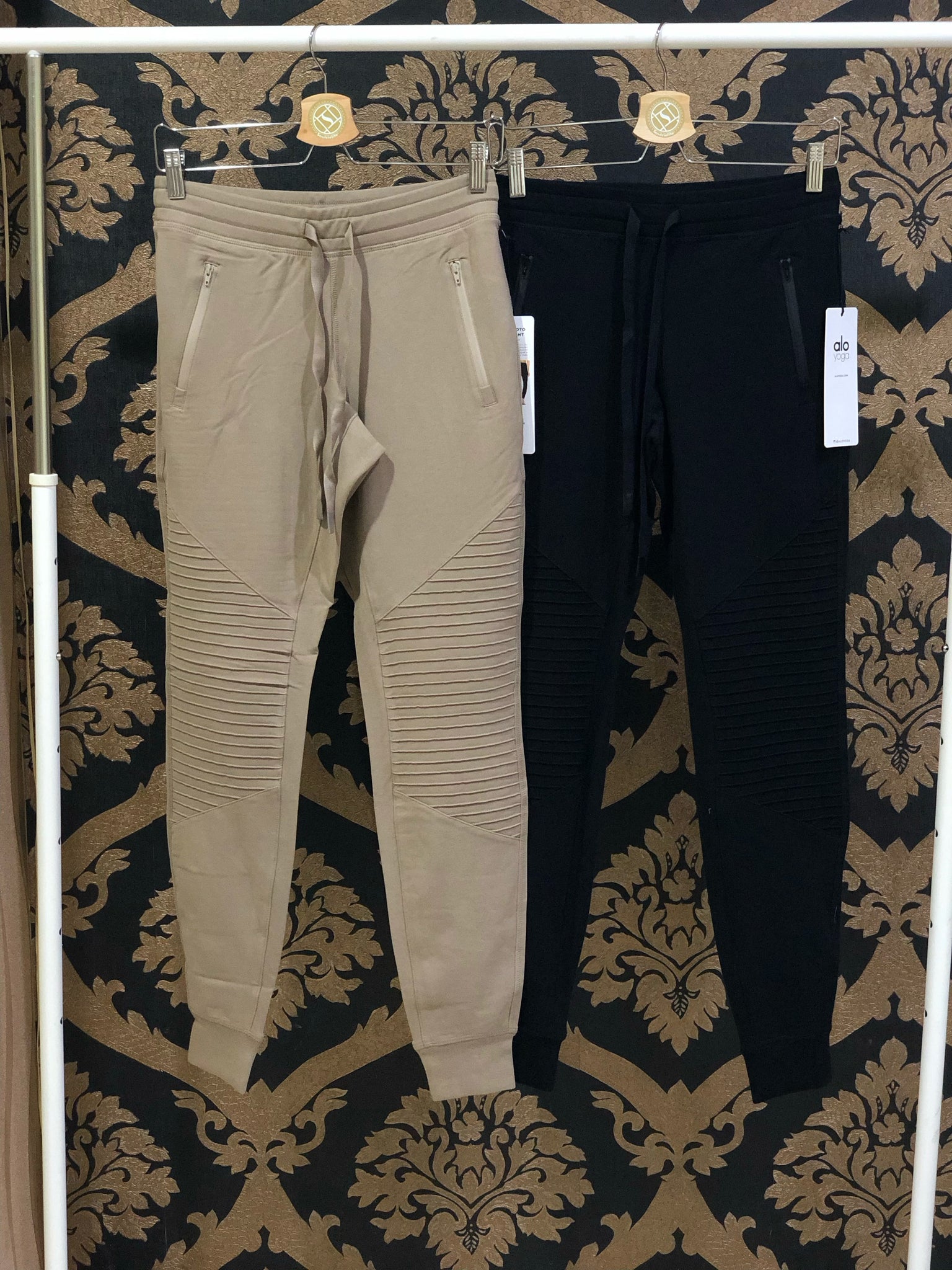 alo urban moto sweatpants gravel