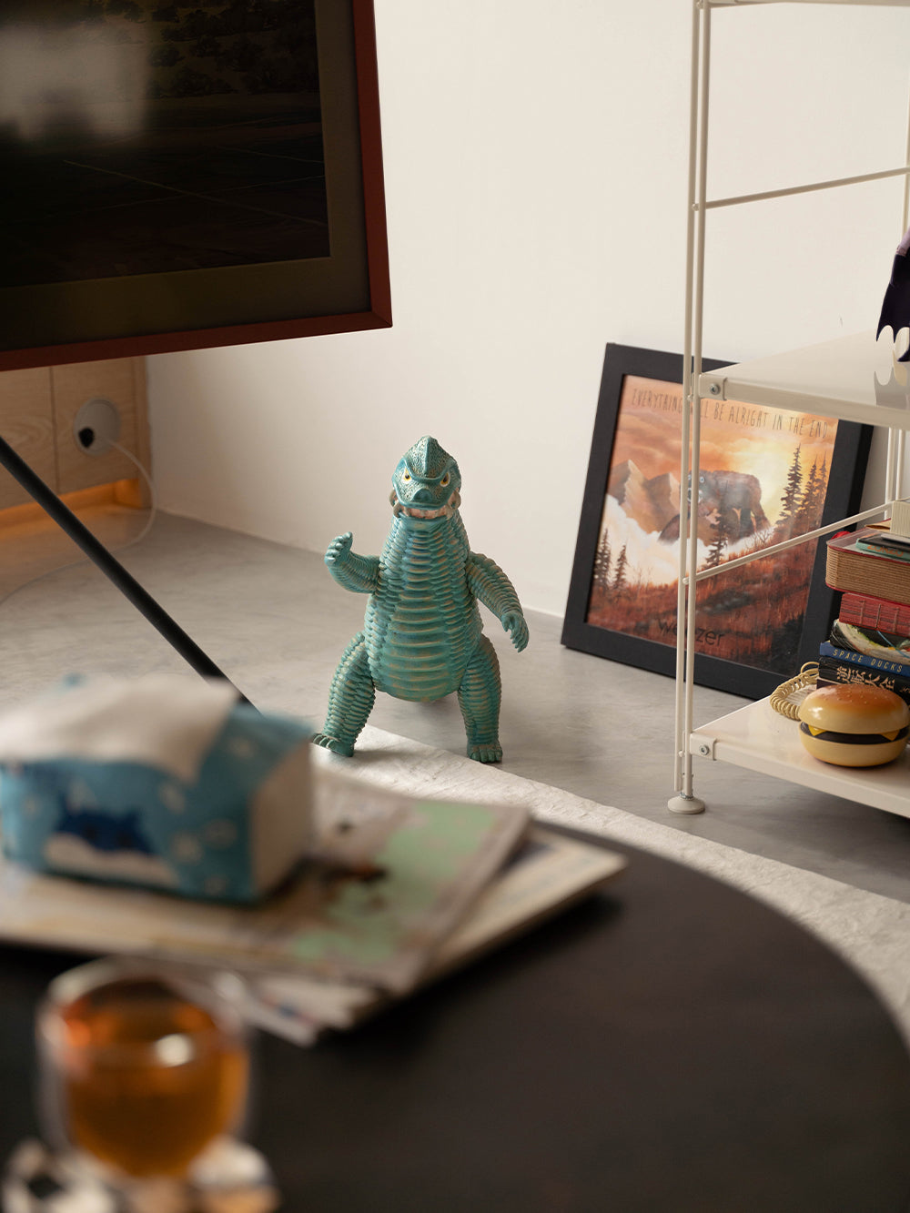 SOJAO-house-to-home-tour-journal-loftandorder-dinosaur-toy-figurine.jpg