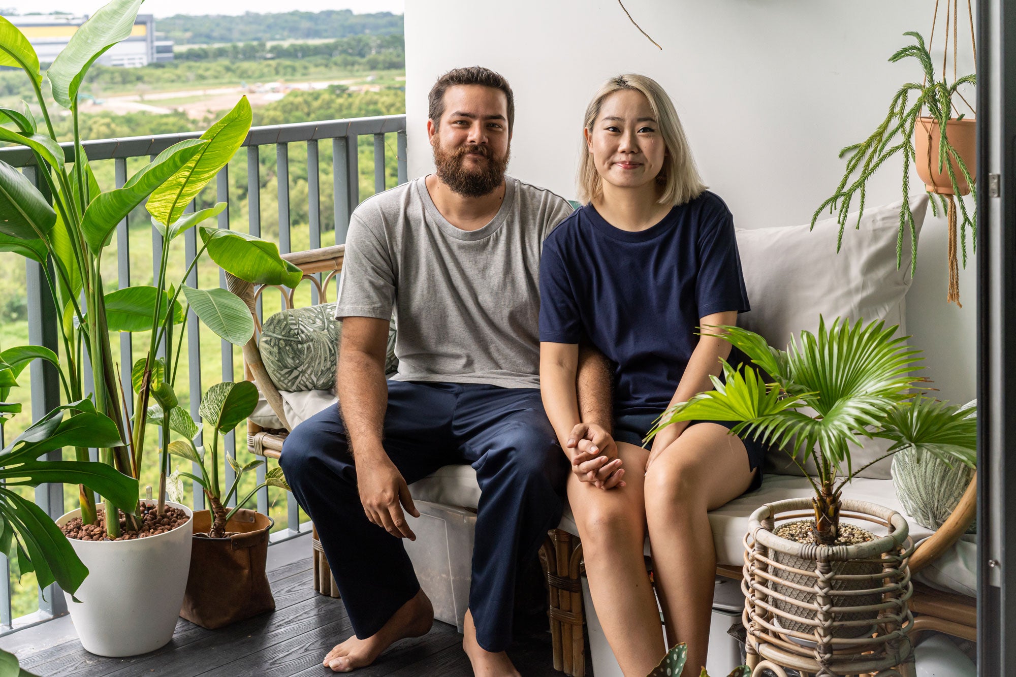 singapore couple in plant-filled penthouse_Sojao_house_to_home