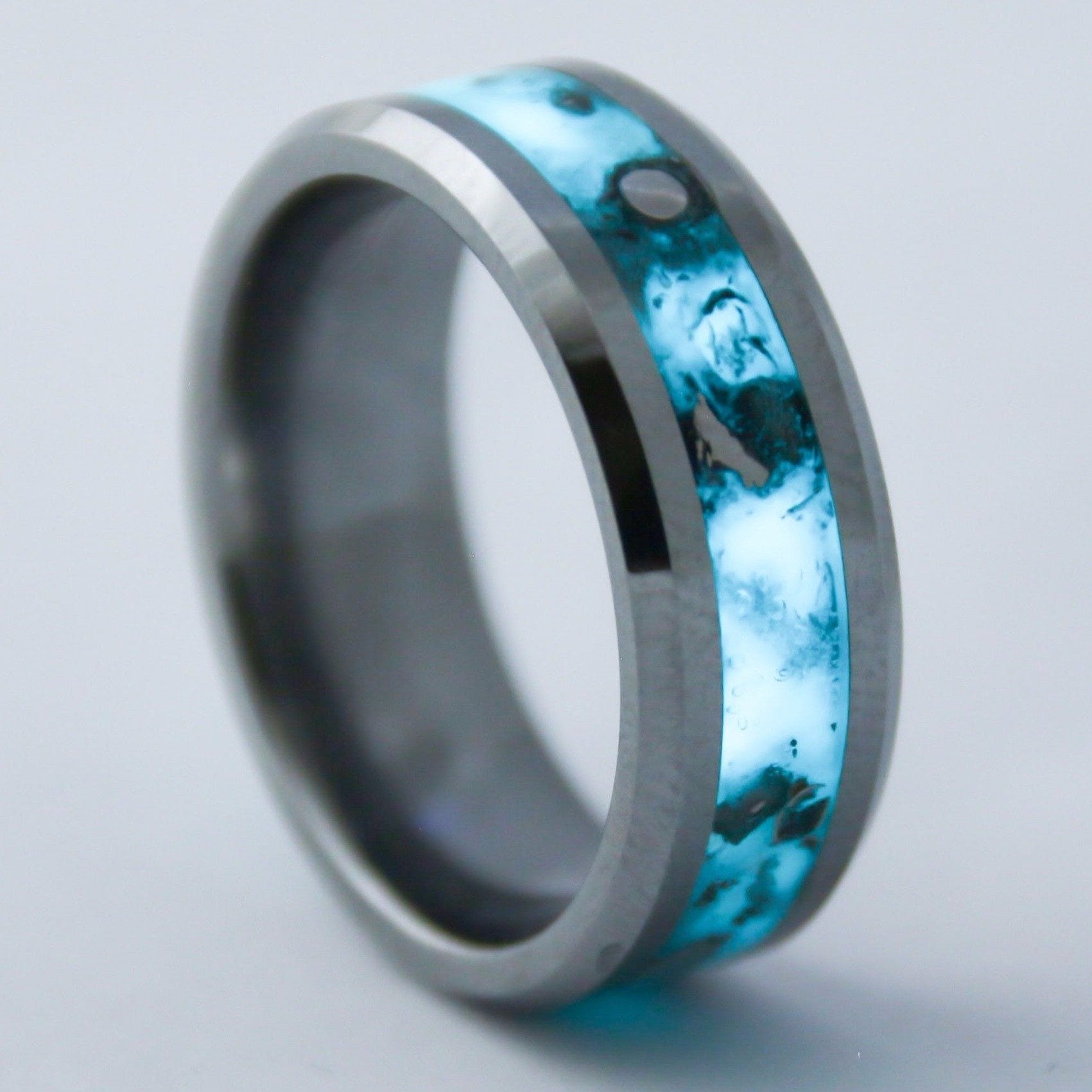 Image of Custom Tungsten Glowstone Ring