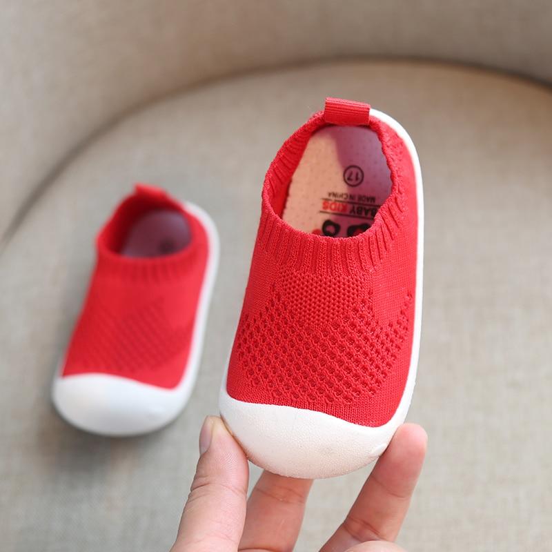 red non slip shoes