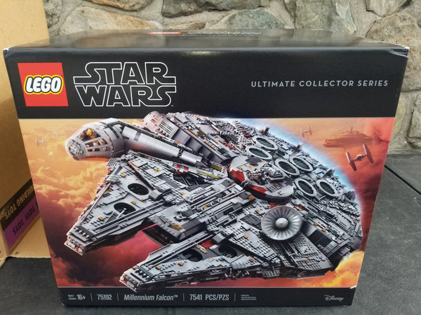 NEW Sealed LEGO Star Wars Ultimate Collector Series Millennium –