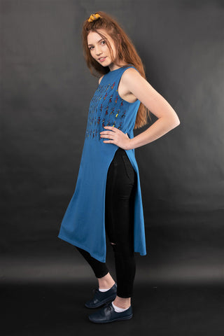 Long slit jersey embroidered top