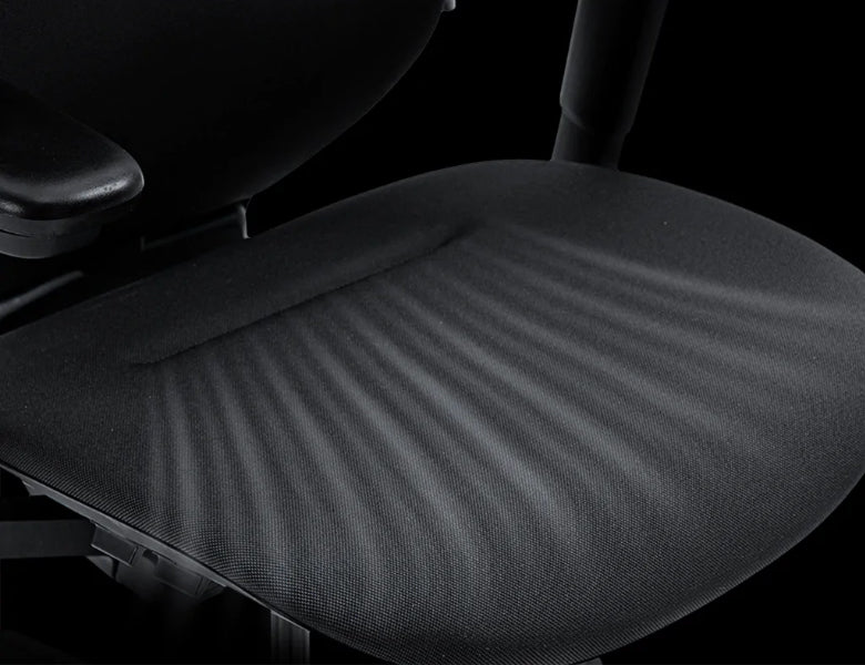 Seat breathable slot of boulies black fit pro chair.