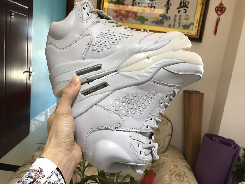 Offentliggørelse øretelefon dø jordan retro 5 pure platinum buy clothes shoes online