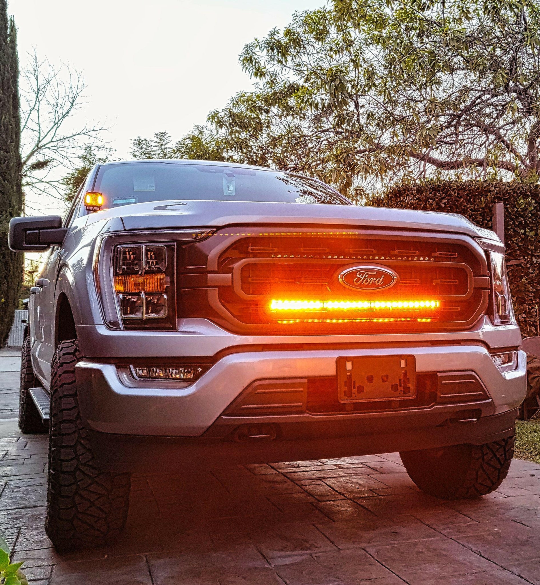 2021 2022 2023 Ford F150 lightbars by M&R Automotive