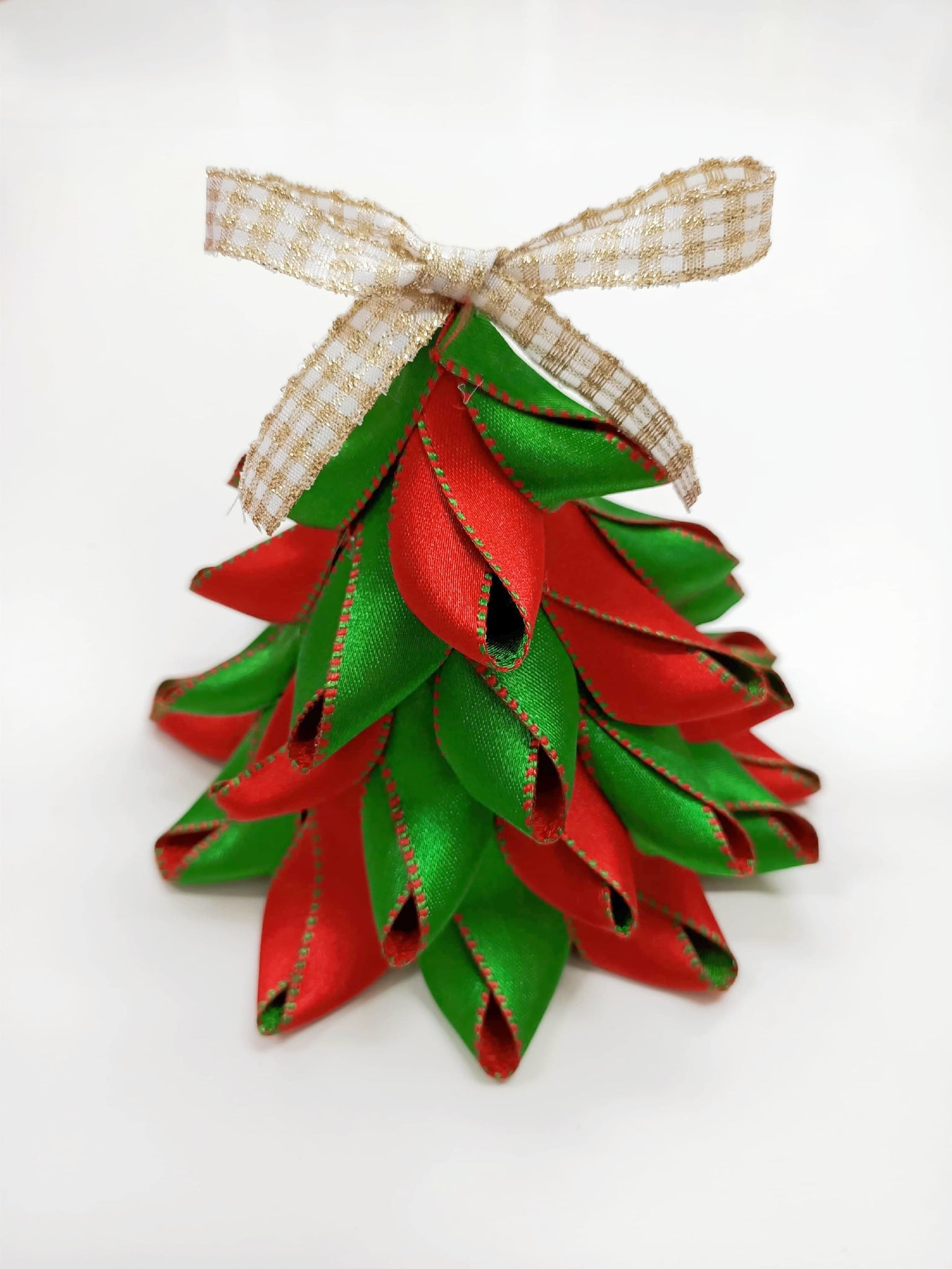 Red Green Ribbon Christmas Tree