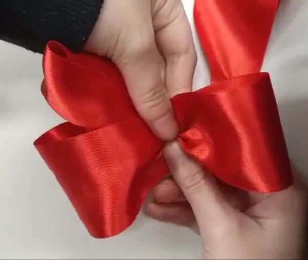 Skinny Loops Bow