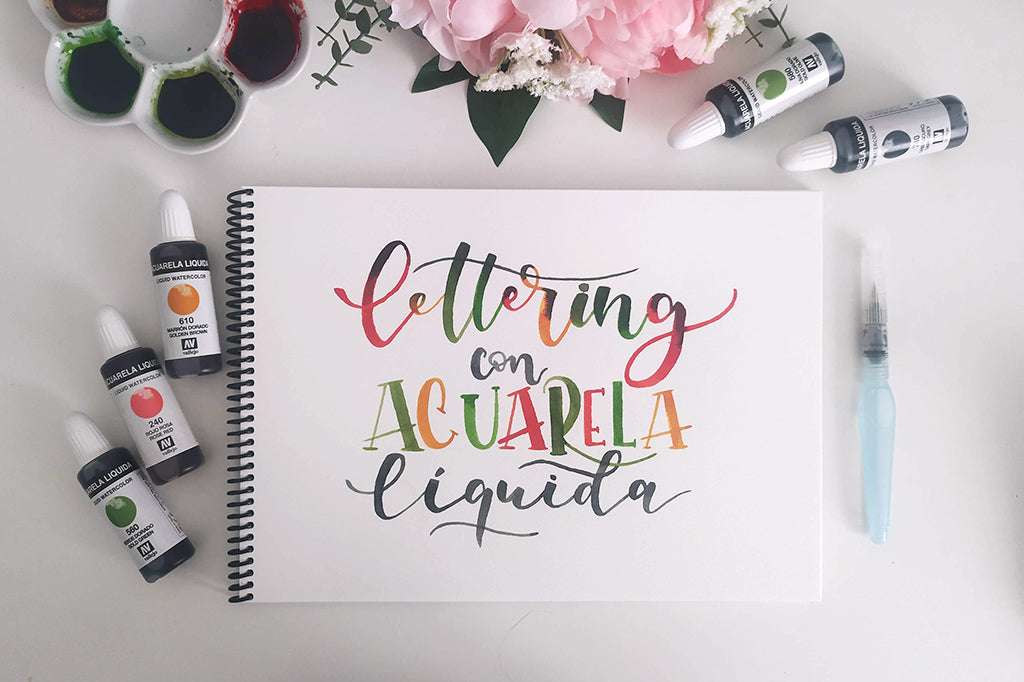 cómo hacer lettering con acuarela