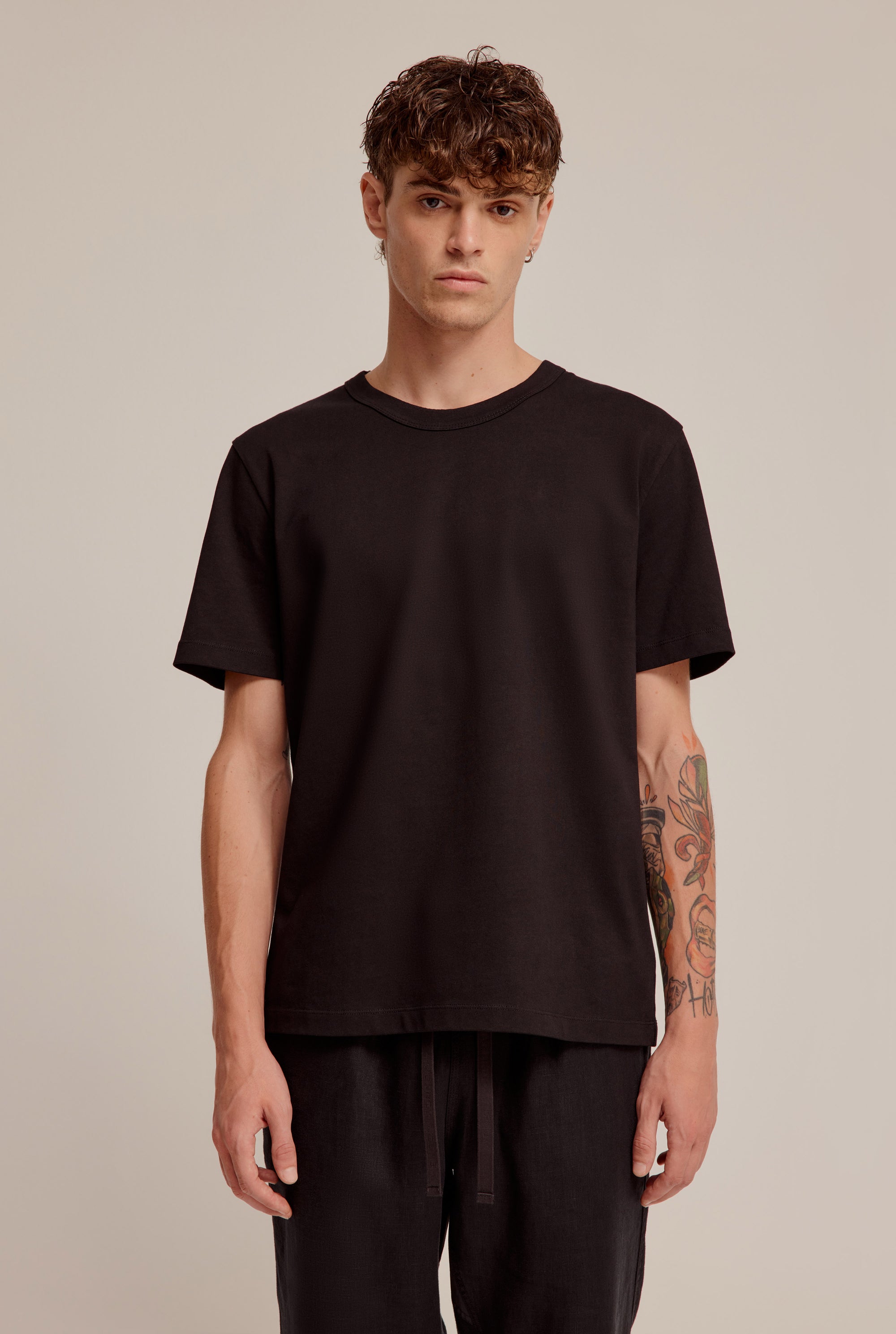 Heavy Weight T-Shirts in Black | Venroy | Premium Leisurewear designed ...