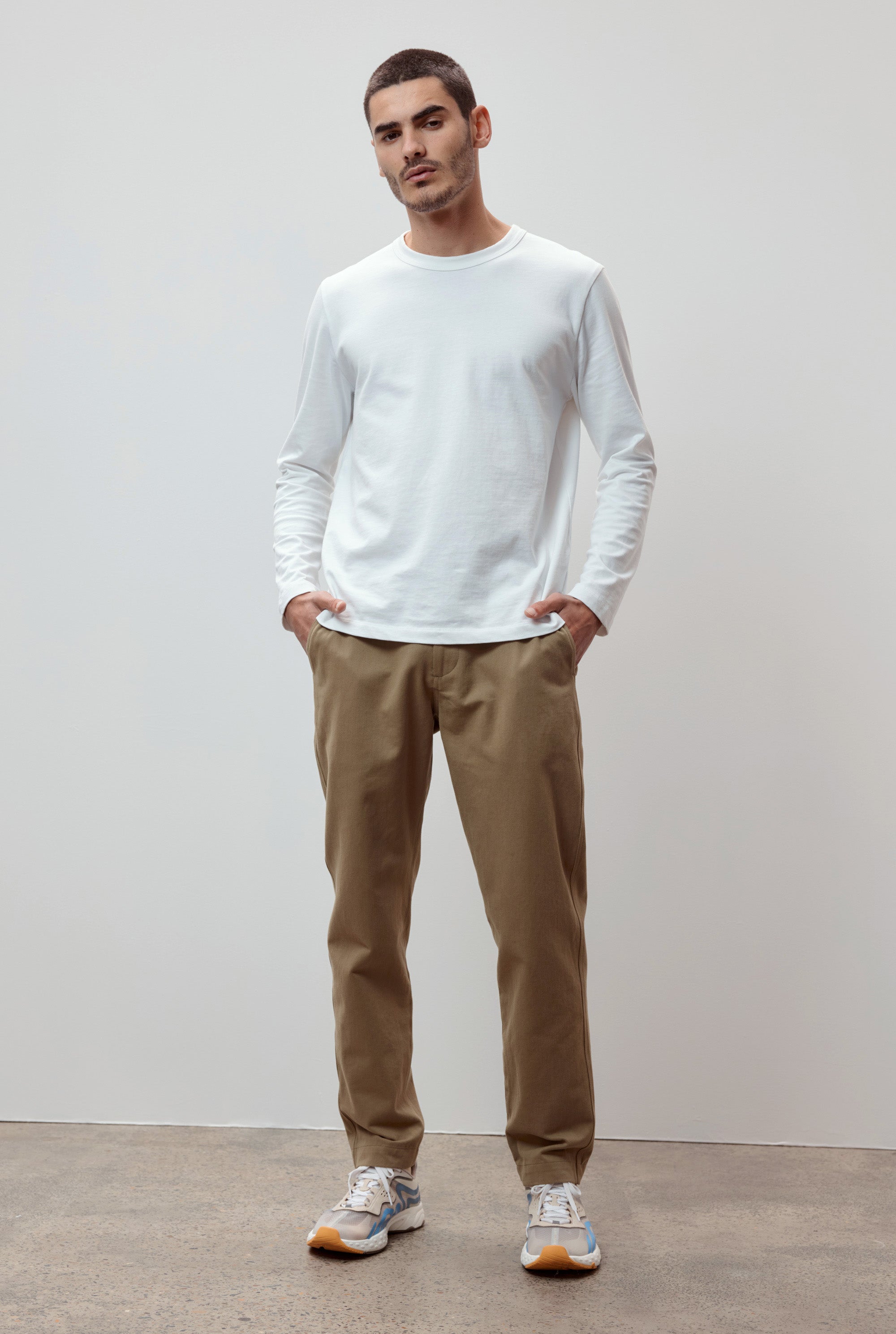 Cotton Twill Side Tab Trouser in Aloe | Venroy | Premium