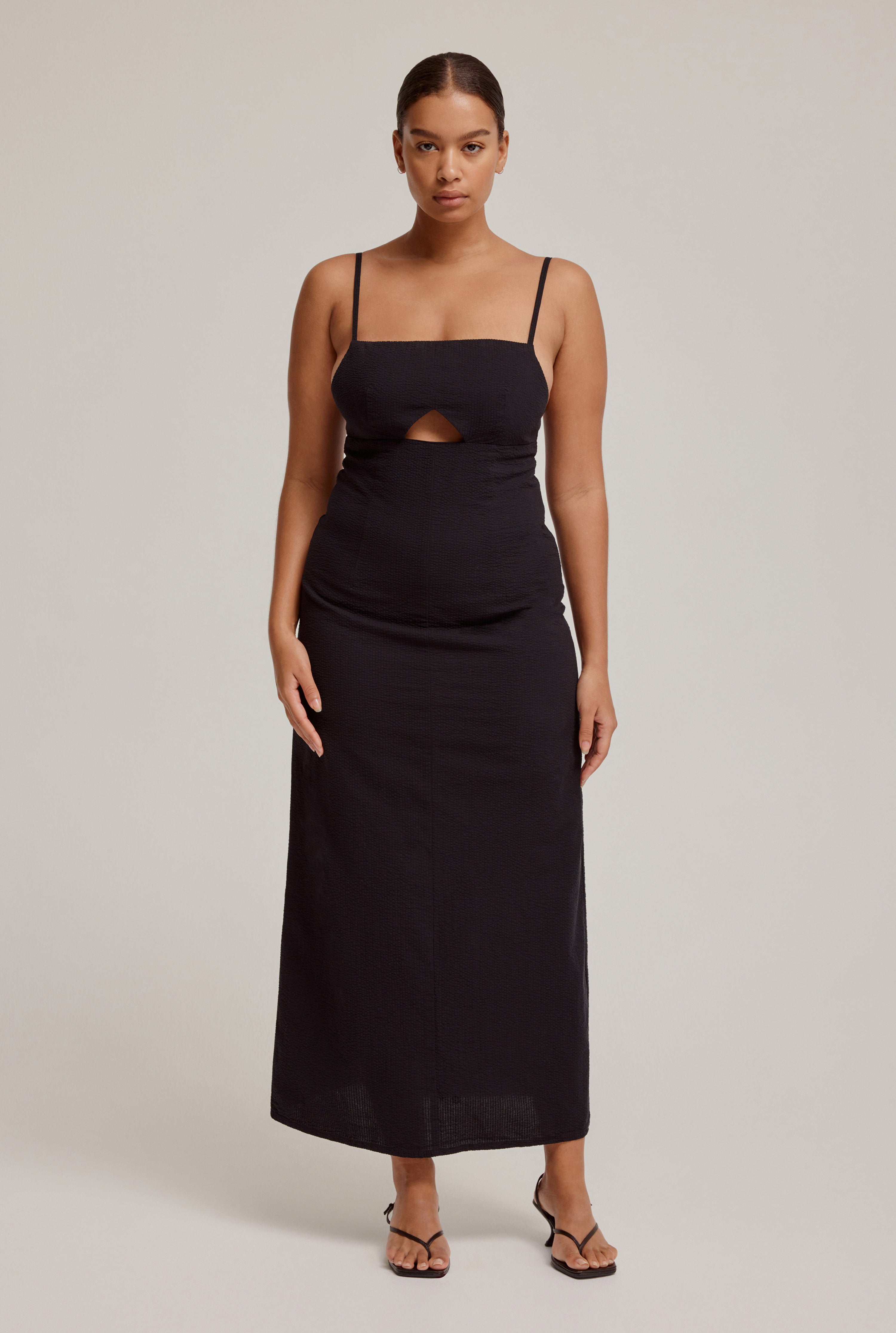 Seersucker Cotton Slip Dress in Black | Venroy | Premium Leisurewear ...