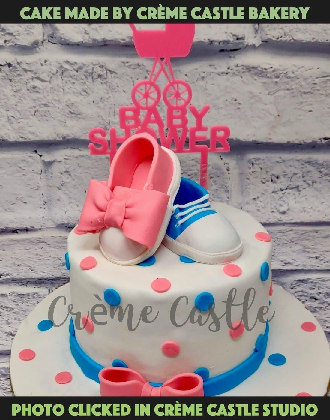 Sugar Chic Bakery - Baby shower cake with fondant bear and 3D chocolate  balloon design. #sugarchicbakery#babyshowercake #buttercream  #smalltownbakery | Facebook