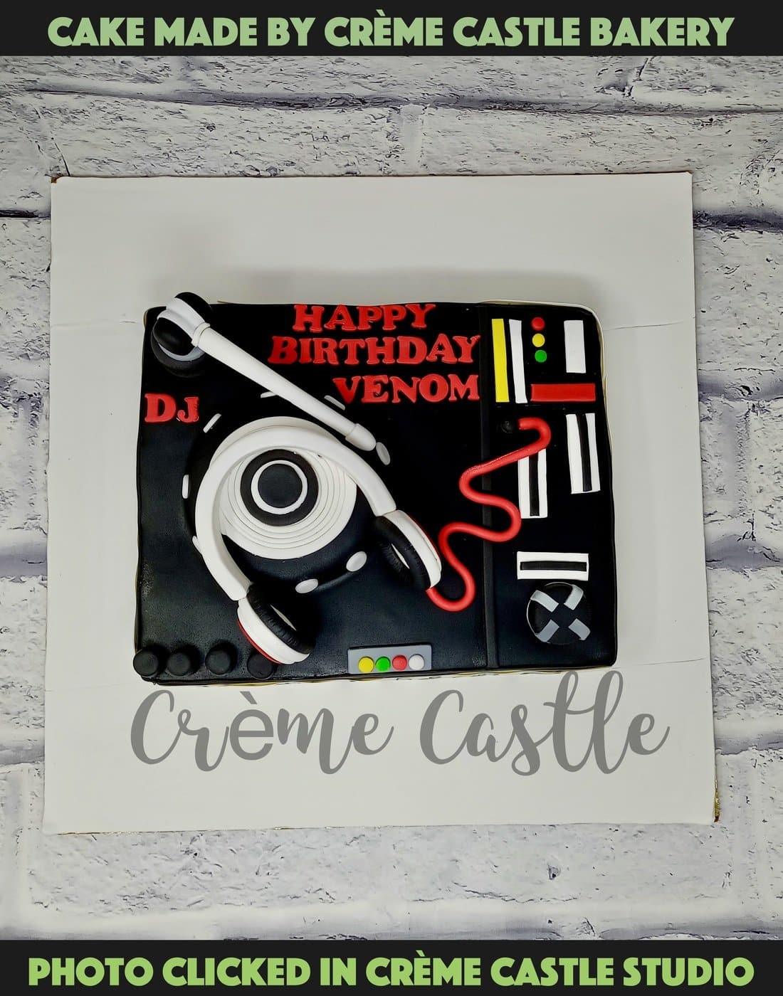 DJ Console Music Cake. Music Love cake. Noida & Gurgaon – Creme Castle