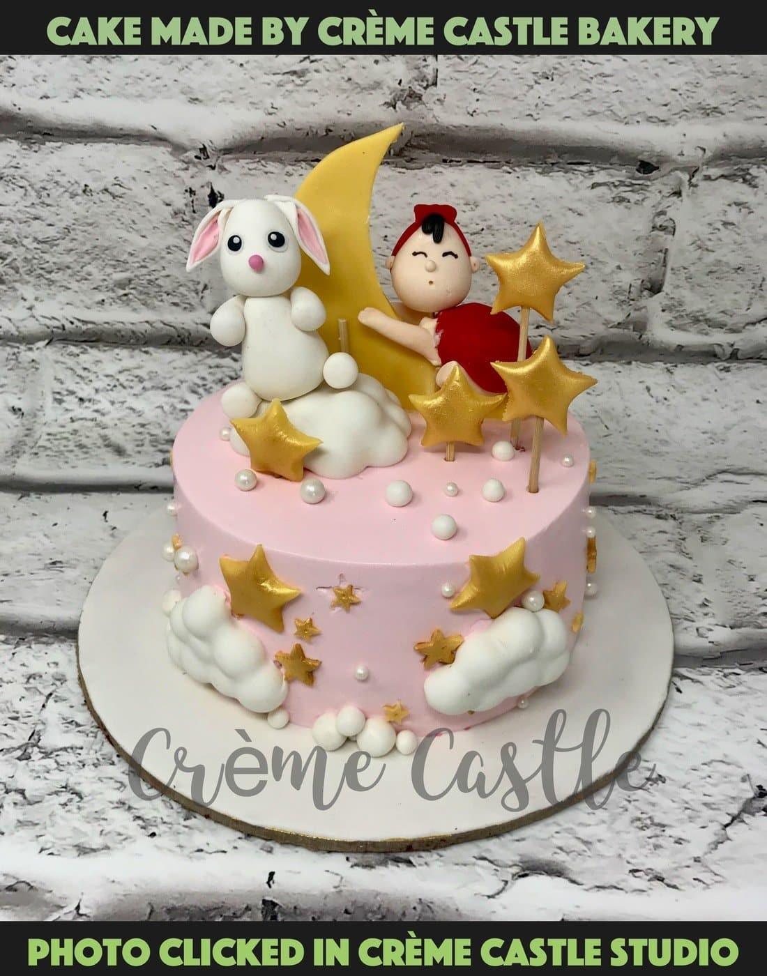 Baby on Moon Design Cake – Creme Castle