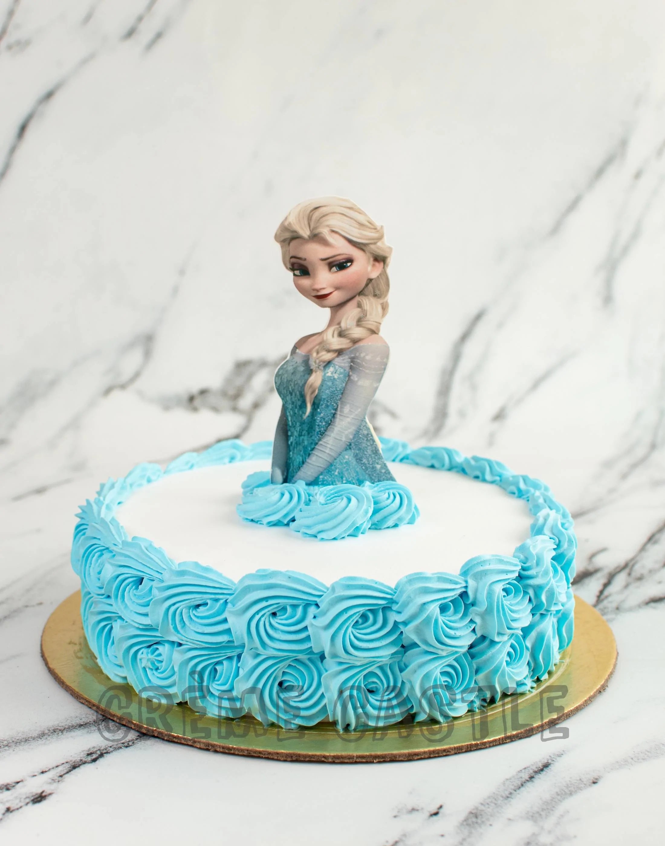 Iconic style Frozen Elsa Cake for a Little one ☝️ ❄️ ❄️ ❄️ #frozencake  #elsacake #frozenparty #letitgo #thecakeboxlady | Instagram