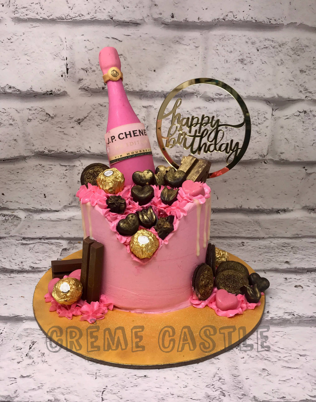 Wine Pink Cake - Creme Castle