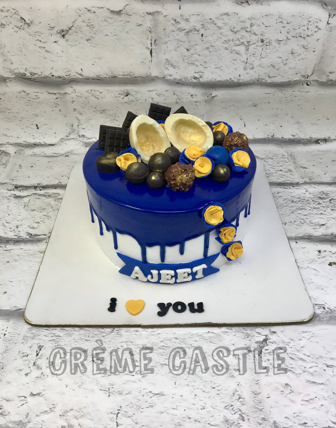 Louis Vuitton Cake – Creme Castle