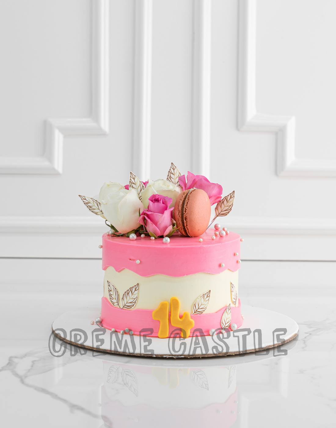 Louis Vuitton Cake – Creme Castle